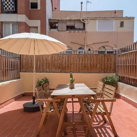 Cozy With Sunny Terrace In The Heart Of Gracia Barcelona