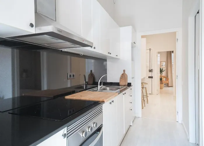 Sunny With Private Terrace In Gracia, *