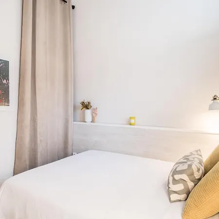 Cozy With Sunny Terrace In The Heart Of Gracia *